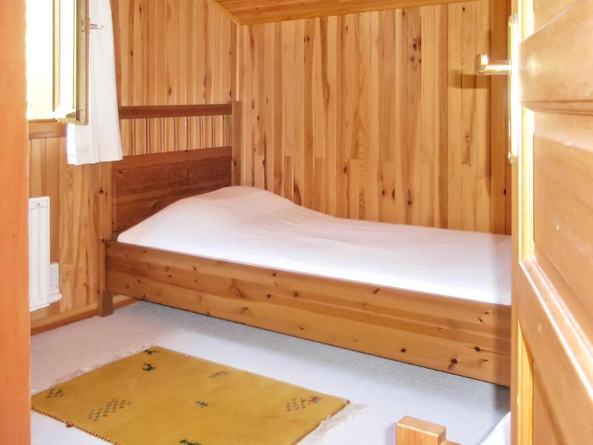 Maison De 2 Chambres Avec Vue Sur Le Lac Piscine Partagee Et Jardin Amenage A Lachapelle Auzac Bagian luar foto