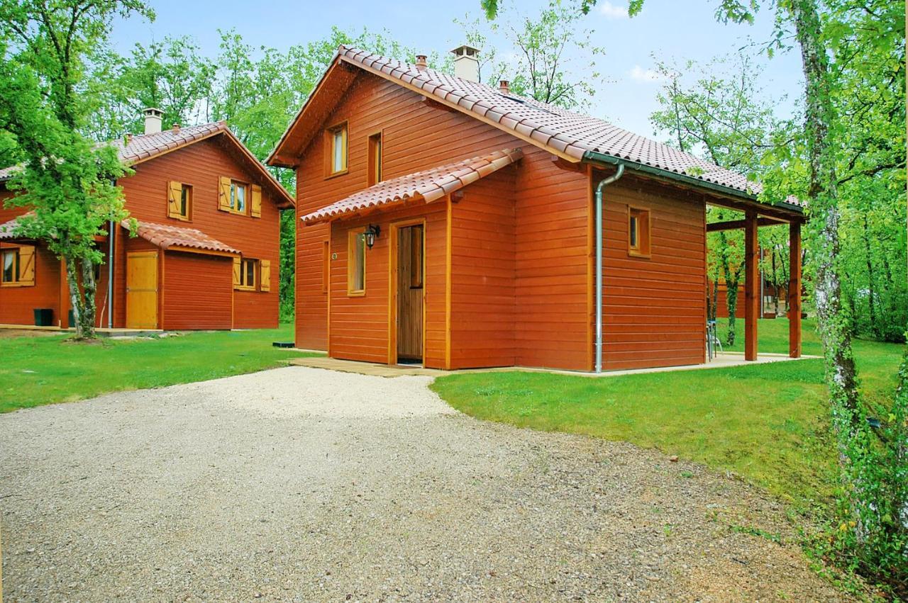 Maison De 2 Chambres Avec Vue Sur Le Lac Piscine Partagee Et Jardin Amenage A Lachapelle Auzac Bagian luar foto